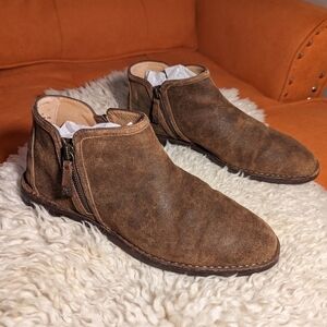Trask Aubrey Suede Ankle Bootie Brown Shoes Chukka Zip women's size 9.5